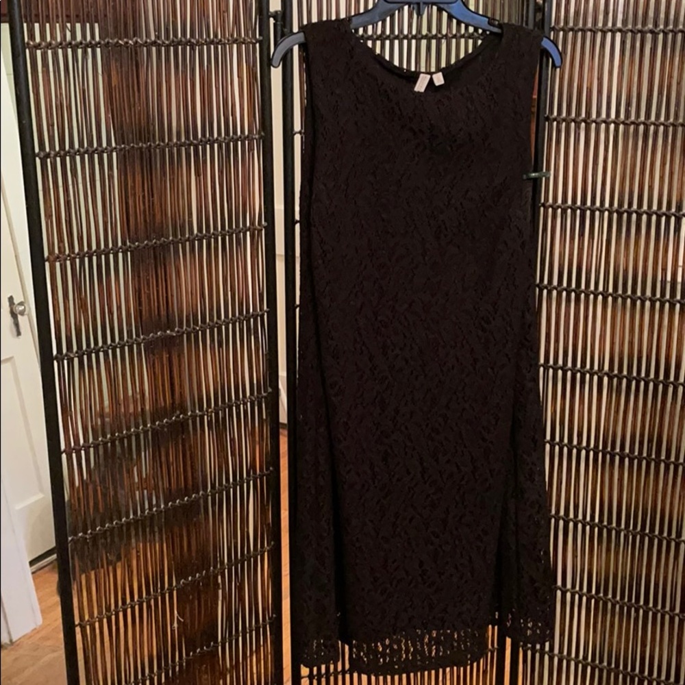 Black lace short dress